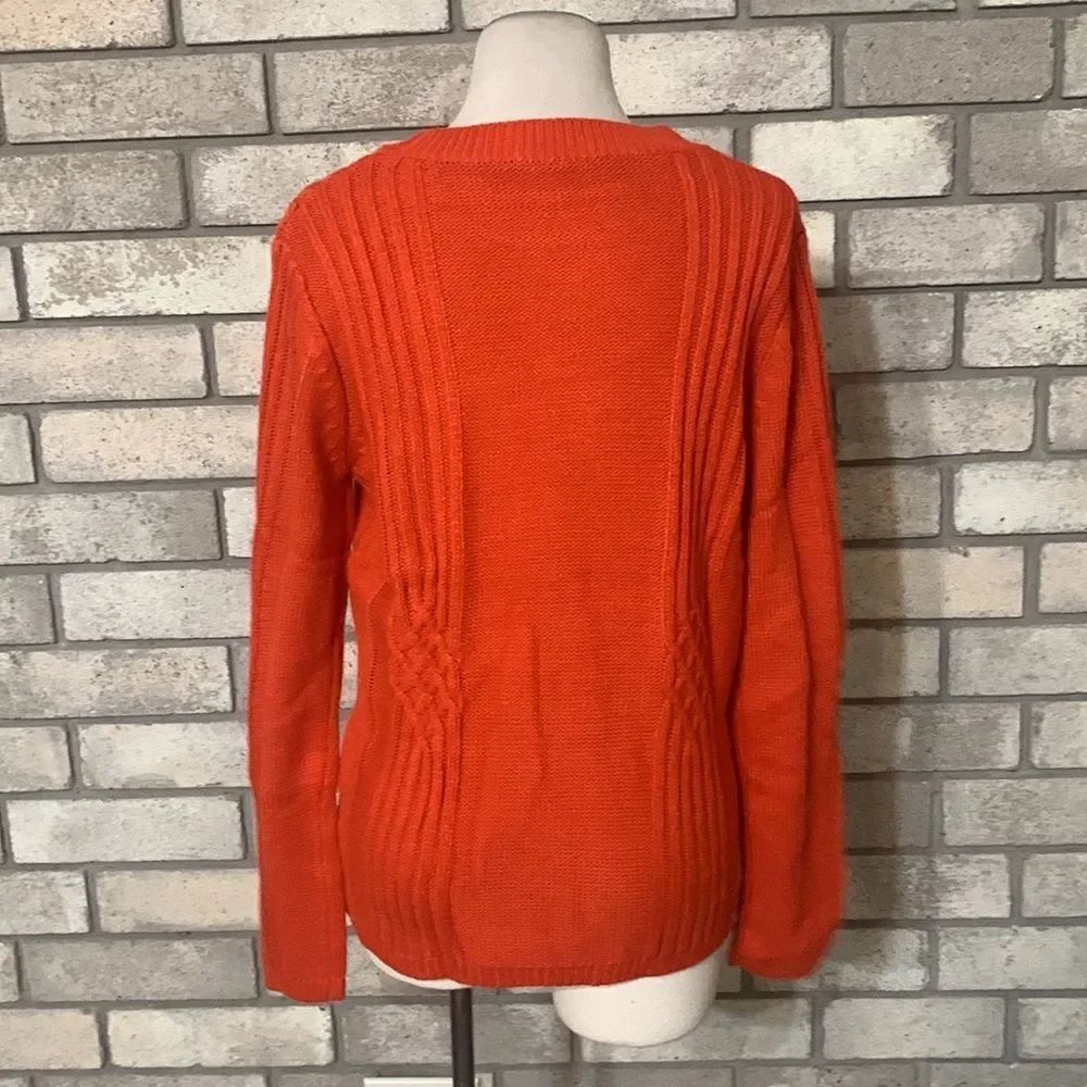 3for$20 sweater medium - Picture 2 of 3